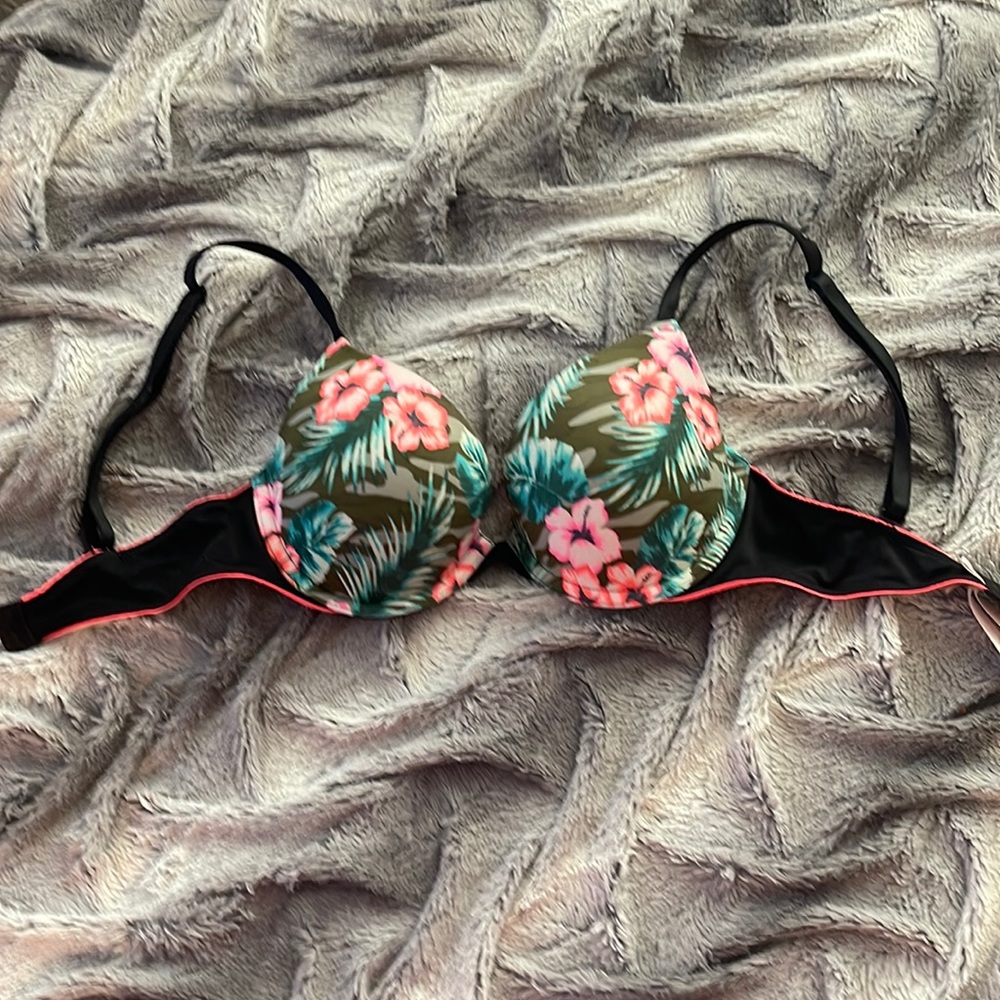 Pink 32C push up Bra